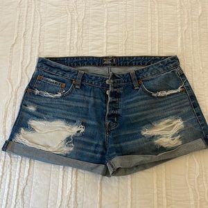 Abercrombie Ames Boyfriend Short